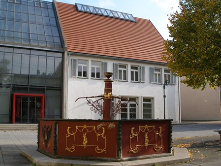 Brunnen vor dem Bürgerhaus am Hafenplatz