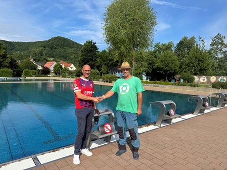 BM Rößner und Bademeister Däumling