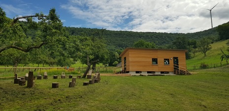 Naturkindergarten, Schutzhütte Ansicht von außen