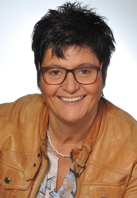 Ellen Vossler, Sekretariat